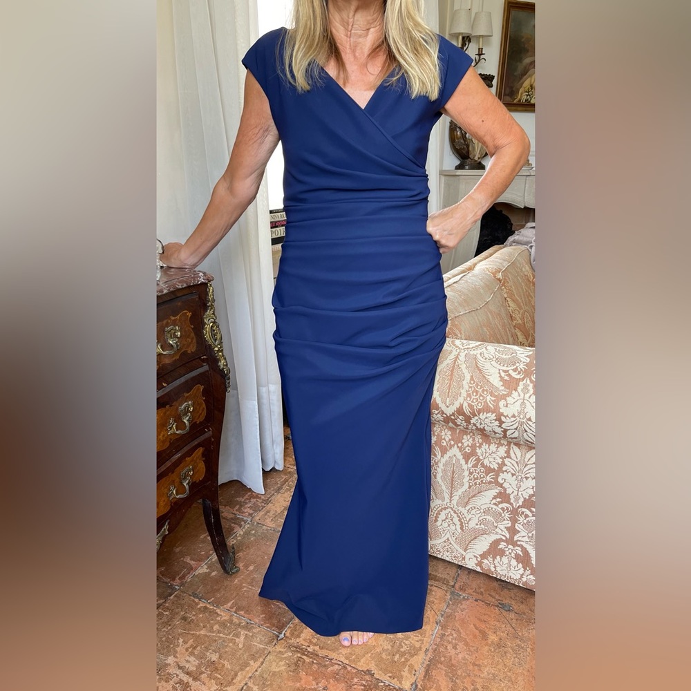 Chiara Boni Navy Gown, Italian size 44, fits like a US 8